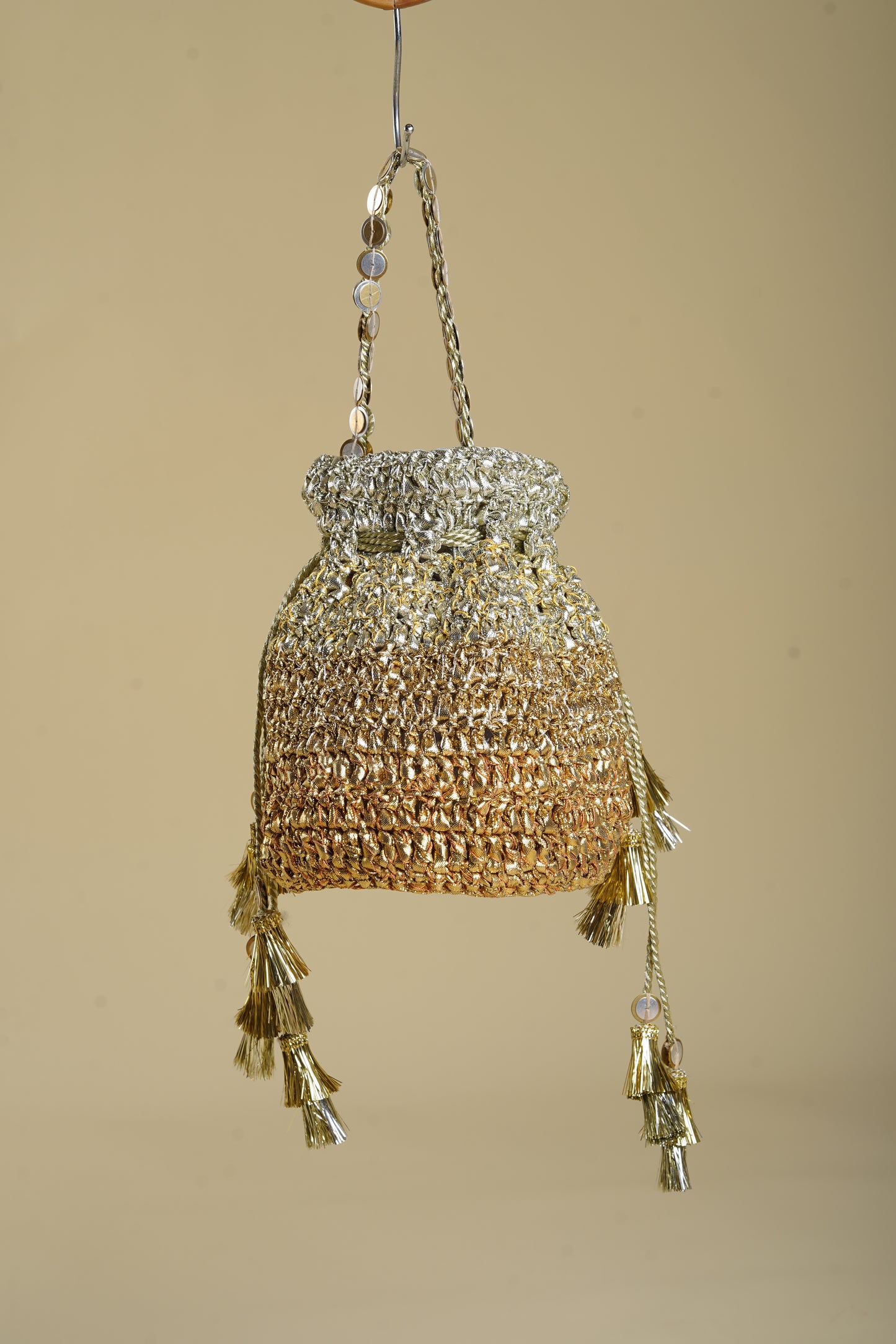 SPARKLE CROCHET POTLI