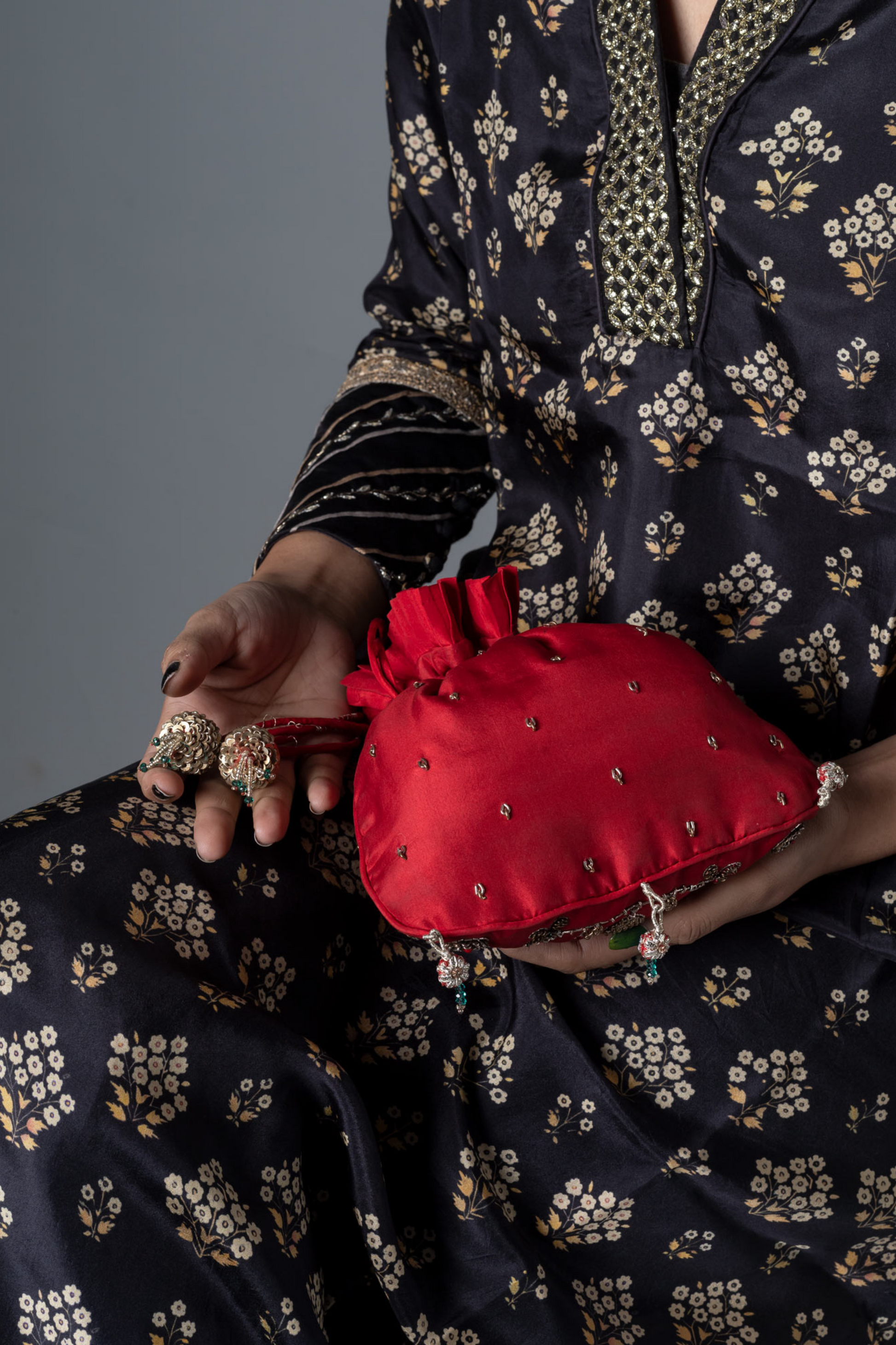GULISTAN POTLI BAG