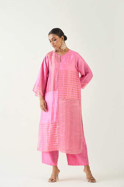KAYA: ZARI STRIPE AND SILK PATCH KURTA SET - CANDY PINK