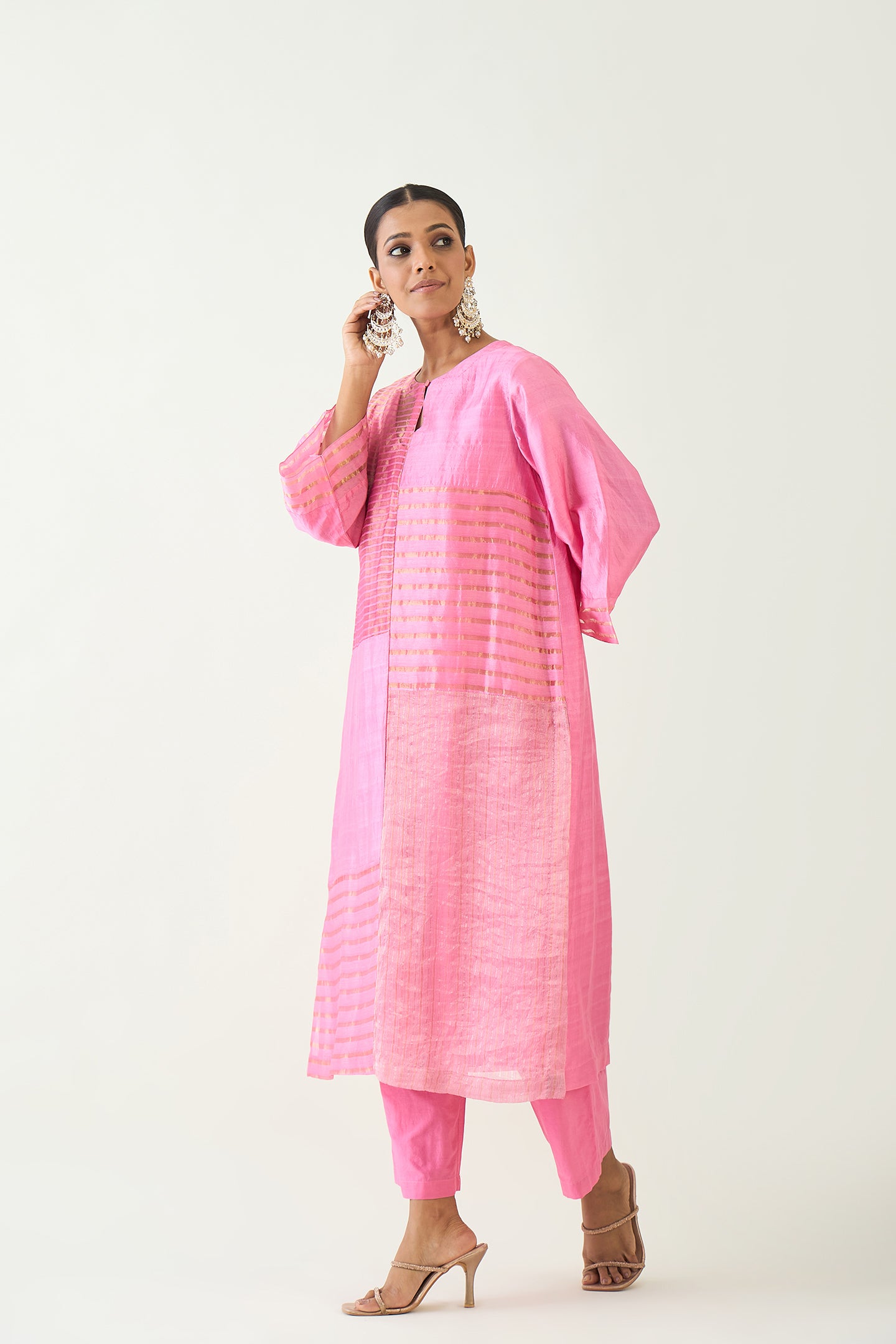 KAYA: ZARI STRIPE AND SILK PATCH KURTA SET - CANDY PINK