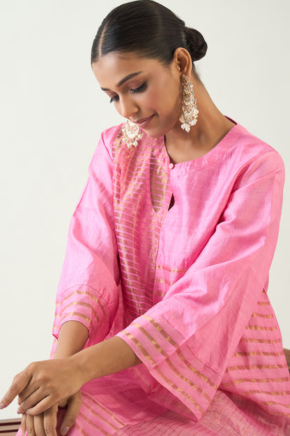 KAYA: ZARI STRIPE AND SILK PATCH KURTA SET - CANDY PINK