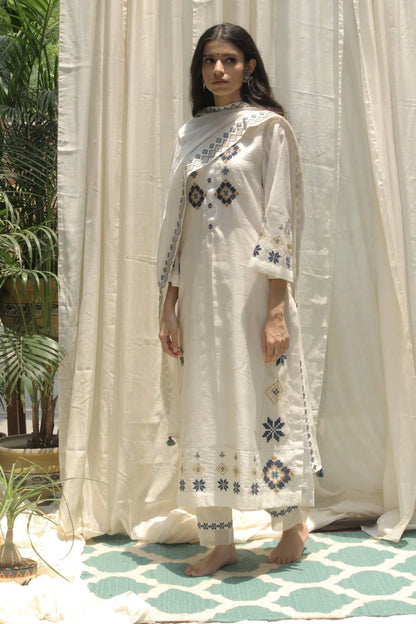 CREAM CHANDERI AZTEC EMBROIDERED KALI