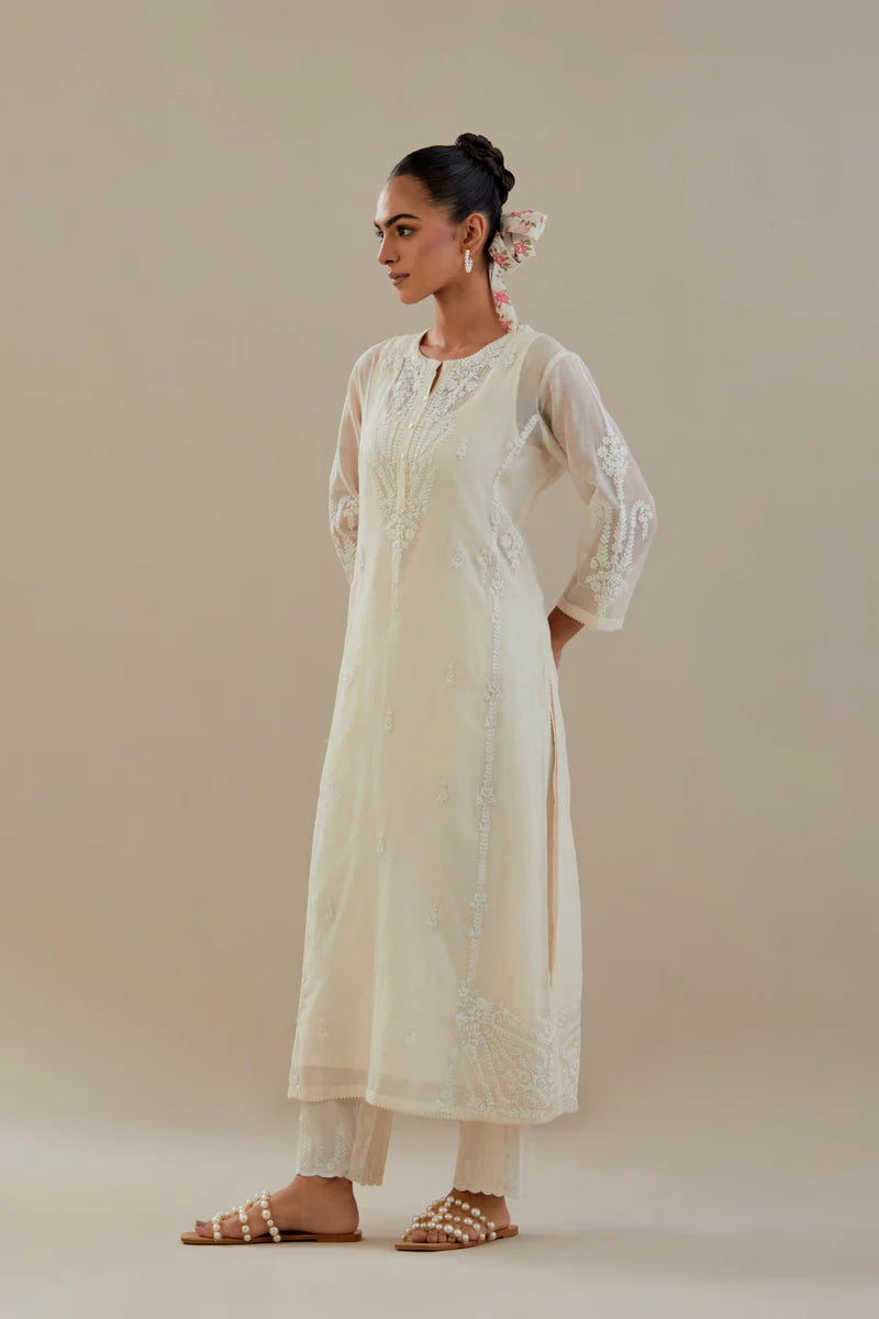 SHWET KURTA SET