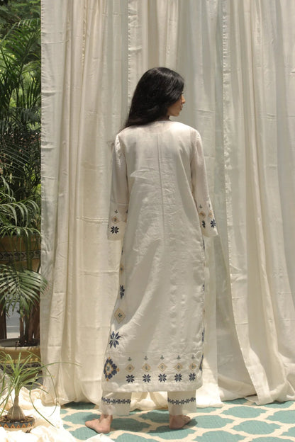 CREAM CHANDERI AZTEC EMBROIDERED KALI