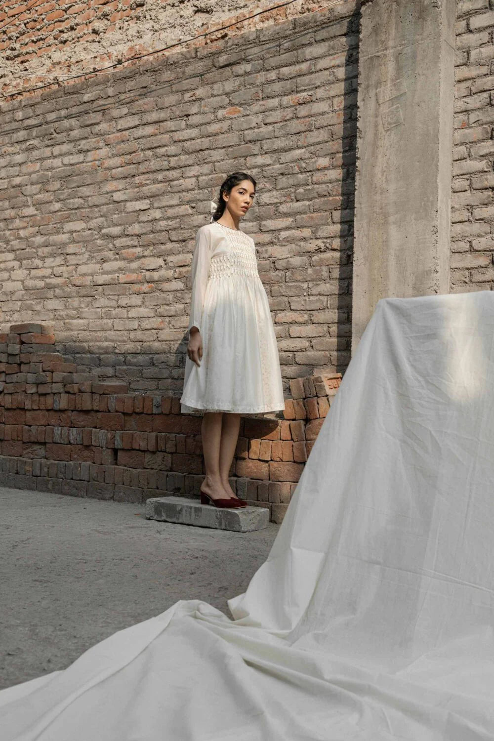 SNOWDROP SMOCKING DRESS
