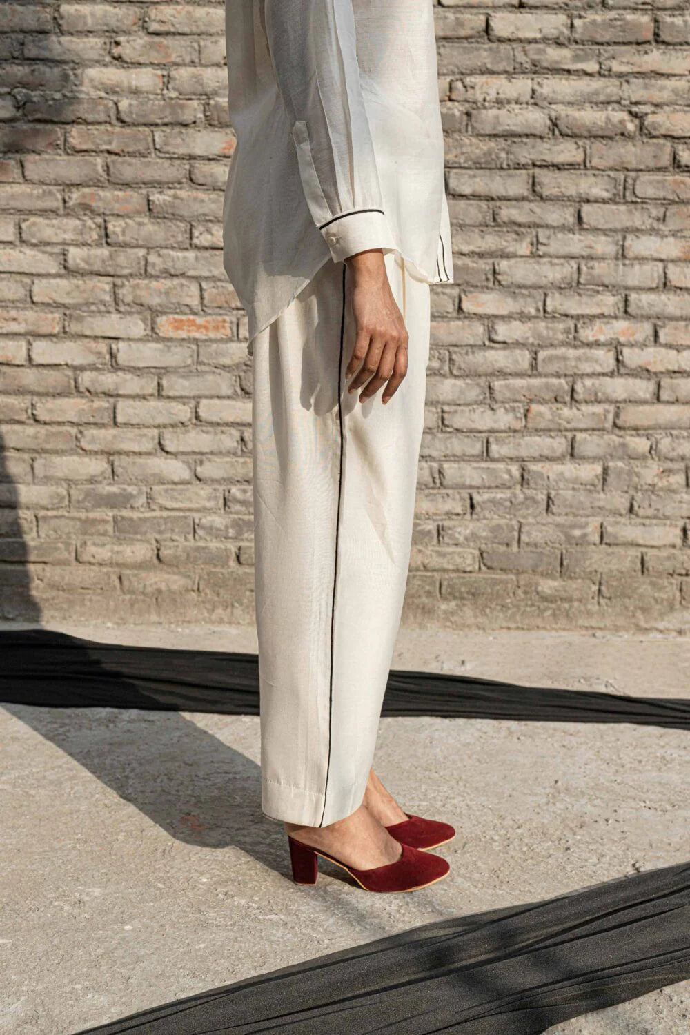 DAPHNE CLASSIC PANTS