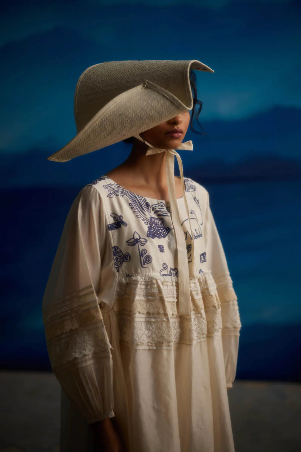 AMBRETTA  SQUARE SLEEVE DRESS