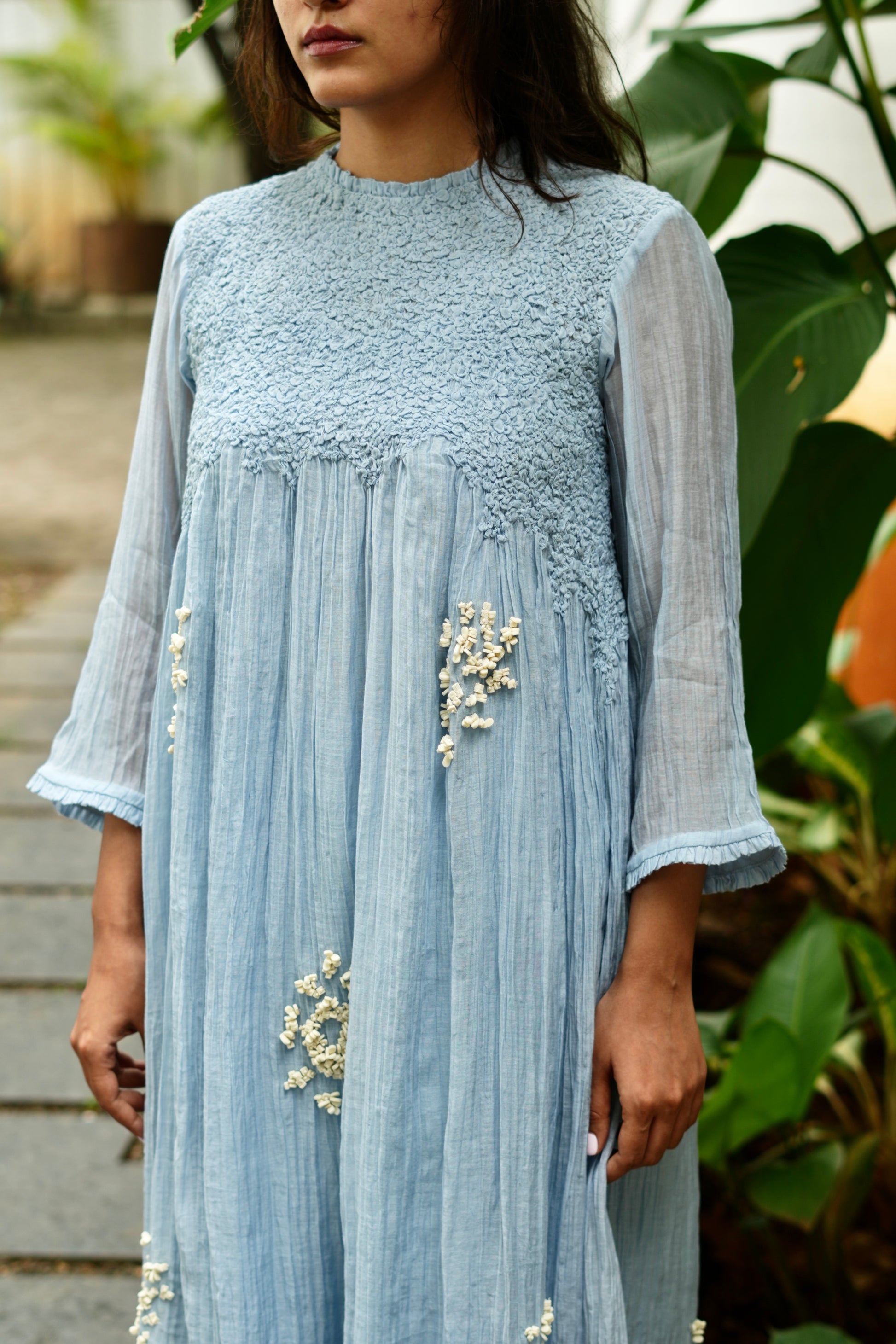 NEEL SHOLA SET