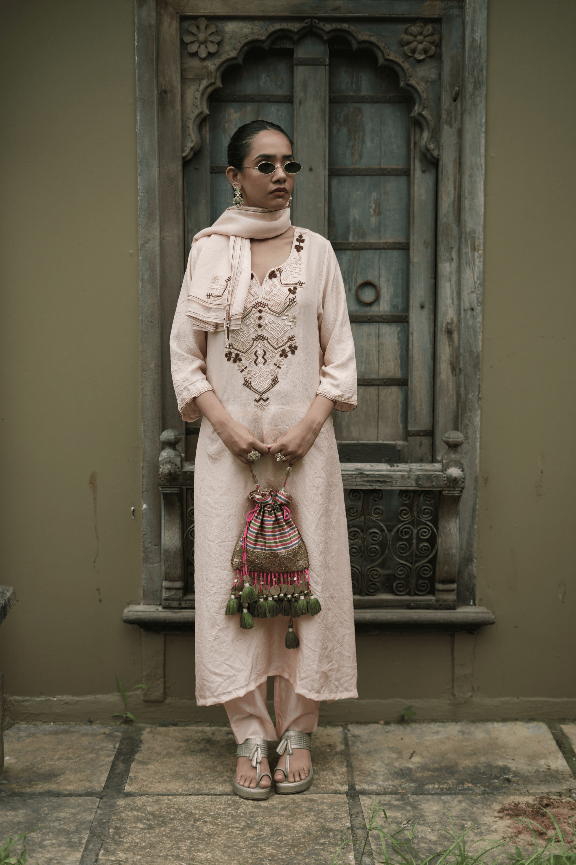 GULNAAR SILK SET